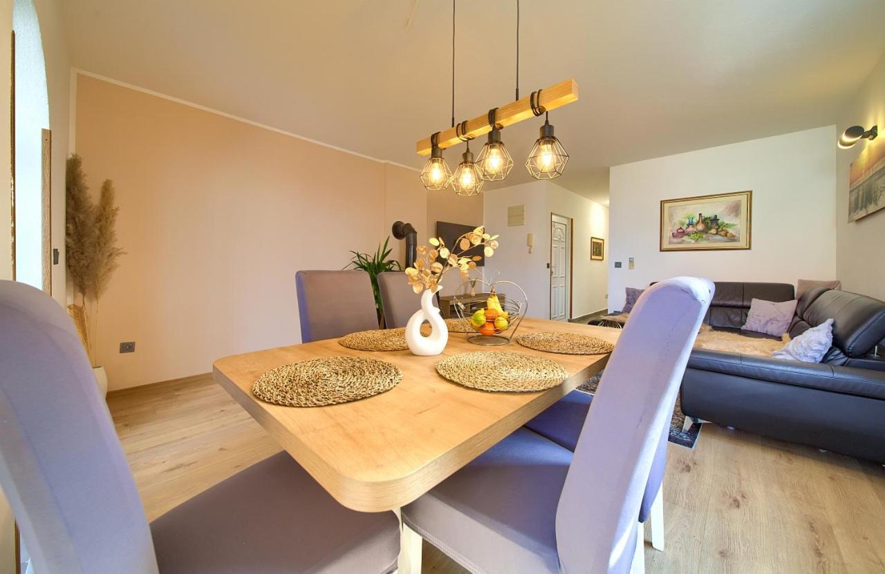 Appartment Mia Krk Town Dış mekan fotoğraf